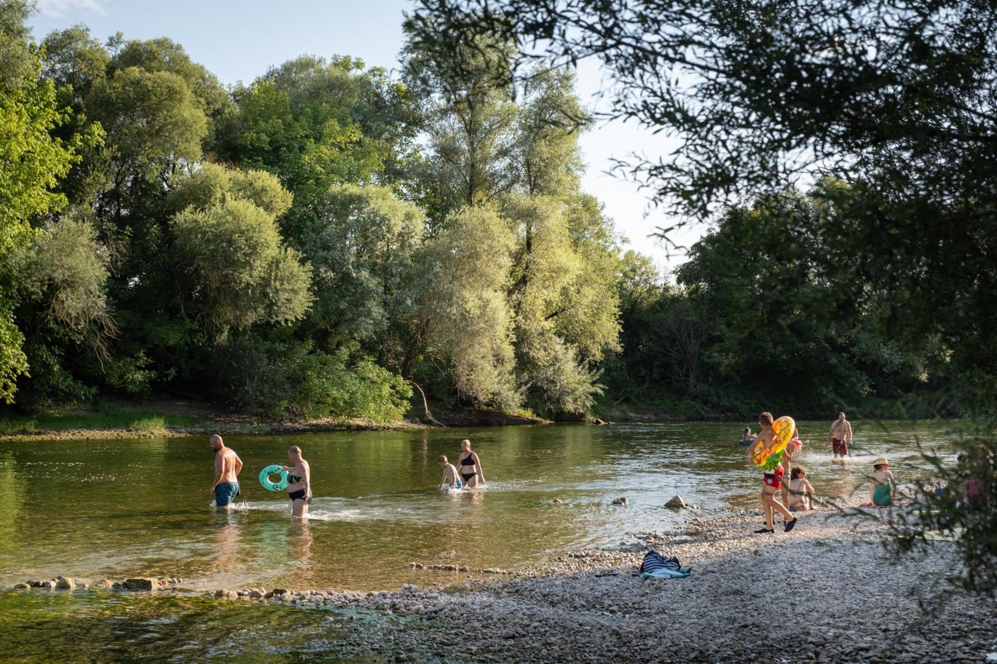 Huttopia La Plage Blanche Ounans Экстерьер фото