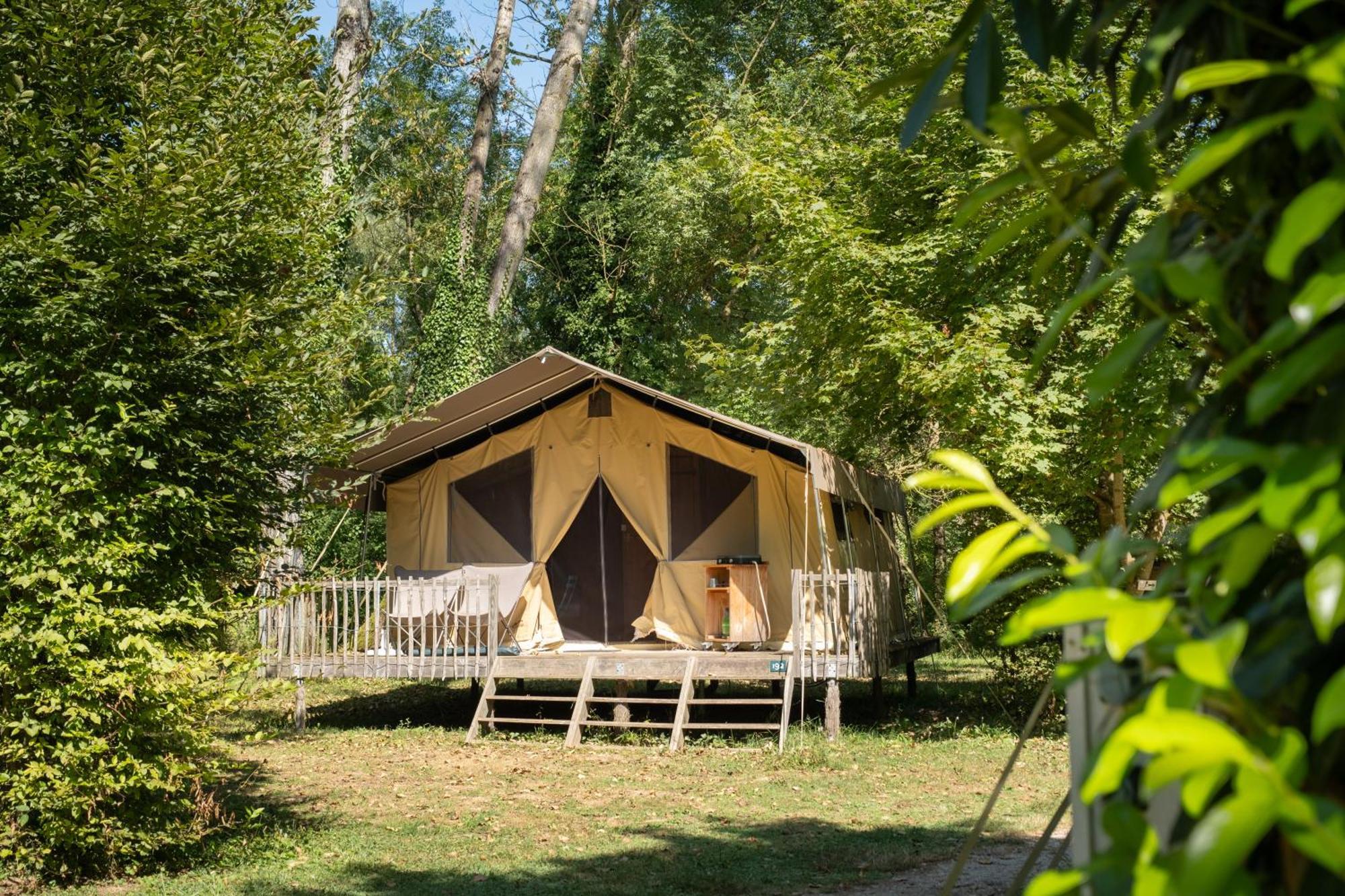 Huttopia La Plage Blanche Ounans Экстерьер фото